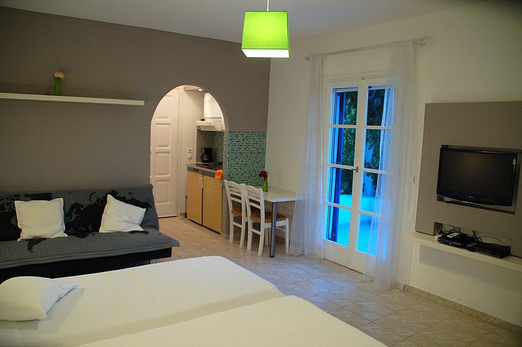 Handrina Studios Naxos City Екстер'єр фото